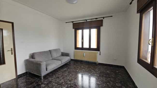 casa indipendente in affitto a Brugnera