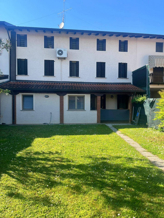 Edificio residenziale in affitto a San Quirino