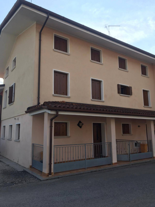 Edificio residenziale in affitto a Cordenons