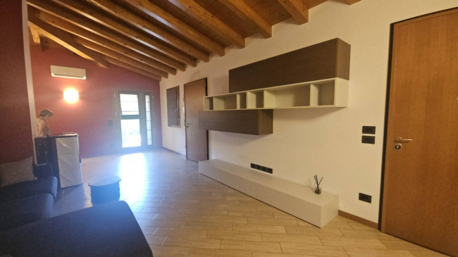 Villetta bifamiliare in affitto a Fontanafredda