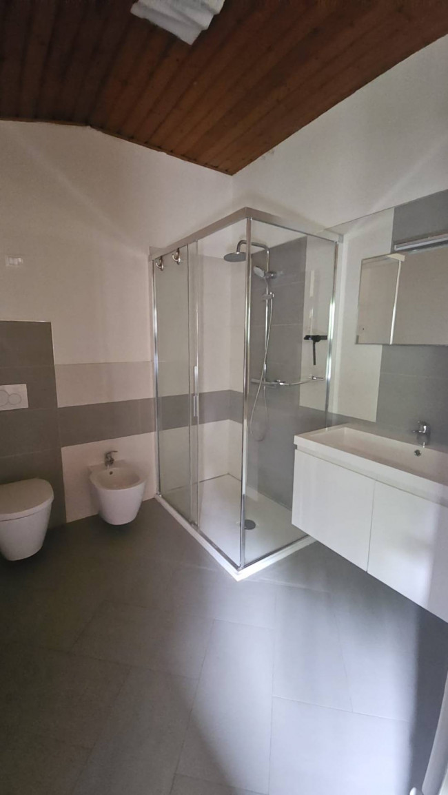 Edificio residenziale in affitto a Caneva