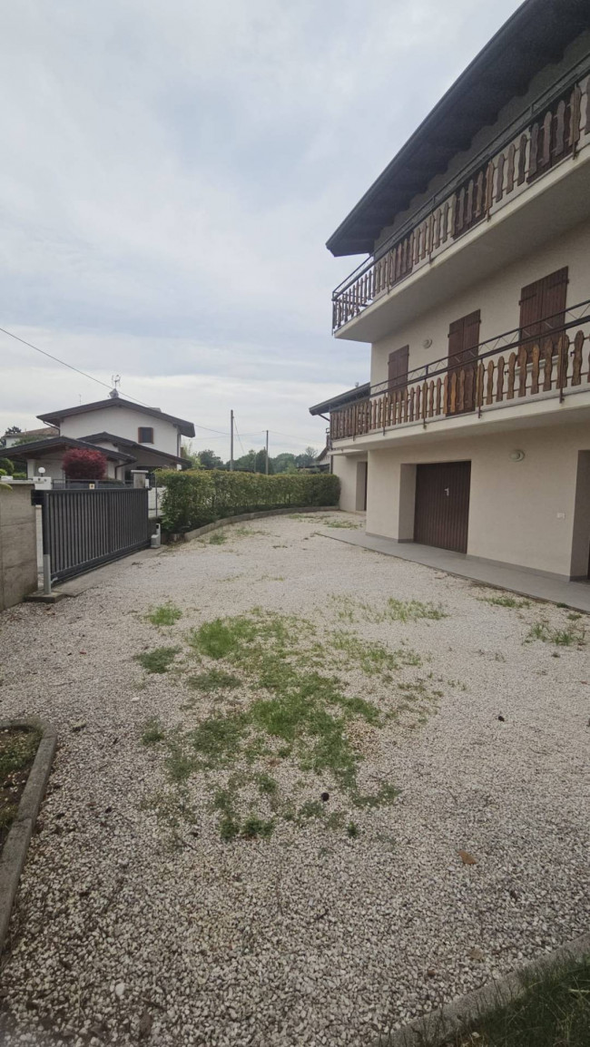 Edificio residenziale in affitto a Caneva