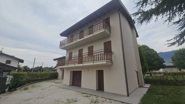 Edificio residenziale in affitto a Caneva