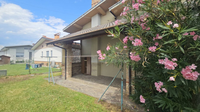 Villa in vendita a Porcia