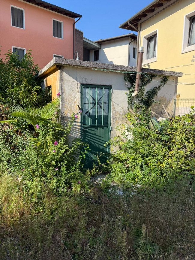casa indipendente in vendita a Roveredo in Piano