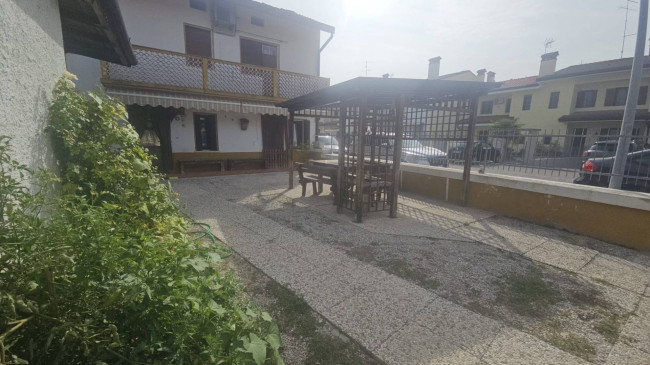 casa indipendente in vendita a Roveredo in Piano