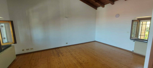 Edificio residenziale in affitto a Budoia