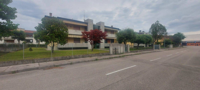 Appartamento in affitto a Roveredo in Piano