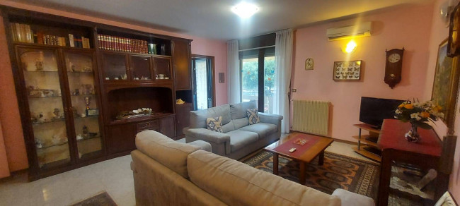 Appartamento in affitto a Roveredo in Piano
