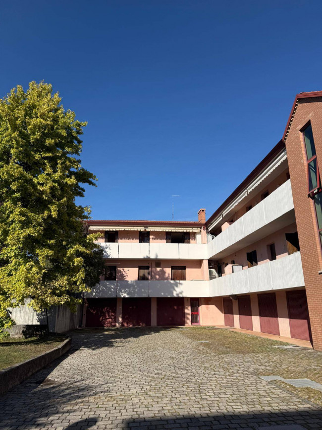 Appartamento in vendita a Roveredo in Piano