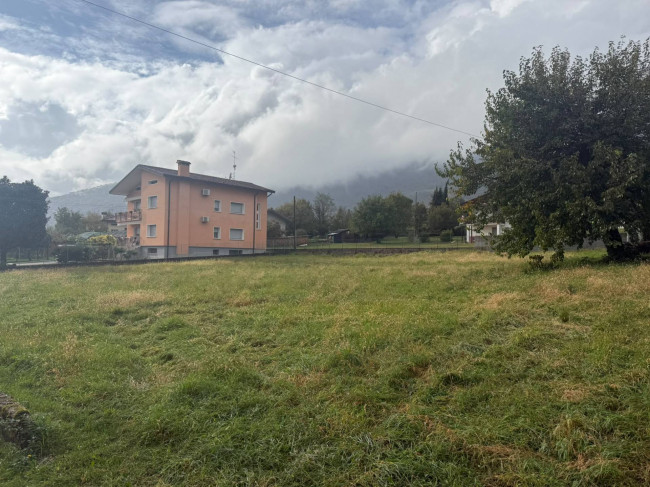 Terreno edificabile in vendita a Aviano