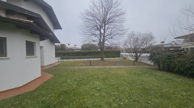 Villa in vendita a Roveredo in Piano