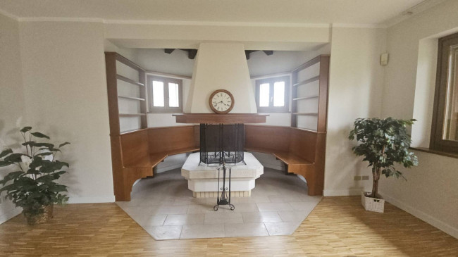 Villa in vendita a Roveredo in Piano