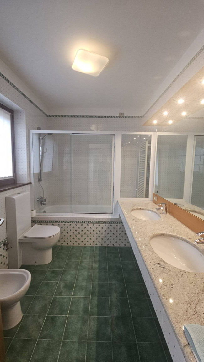 Villa in vendita a Roveredo in Piano