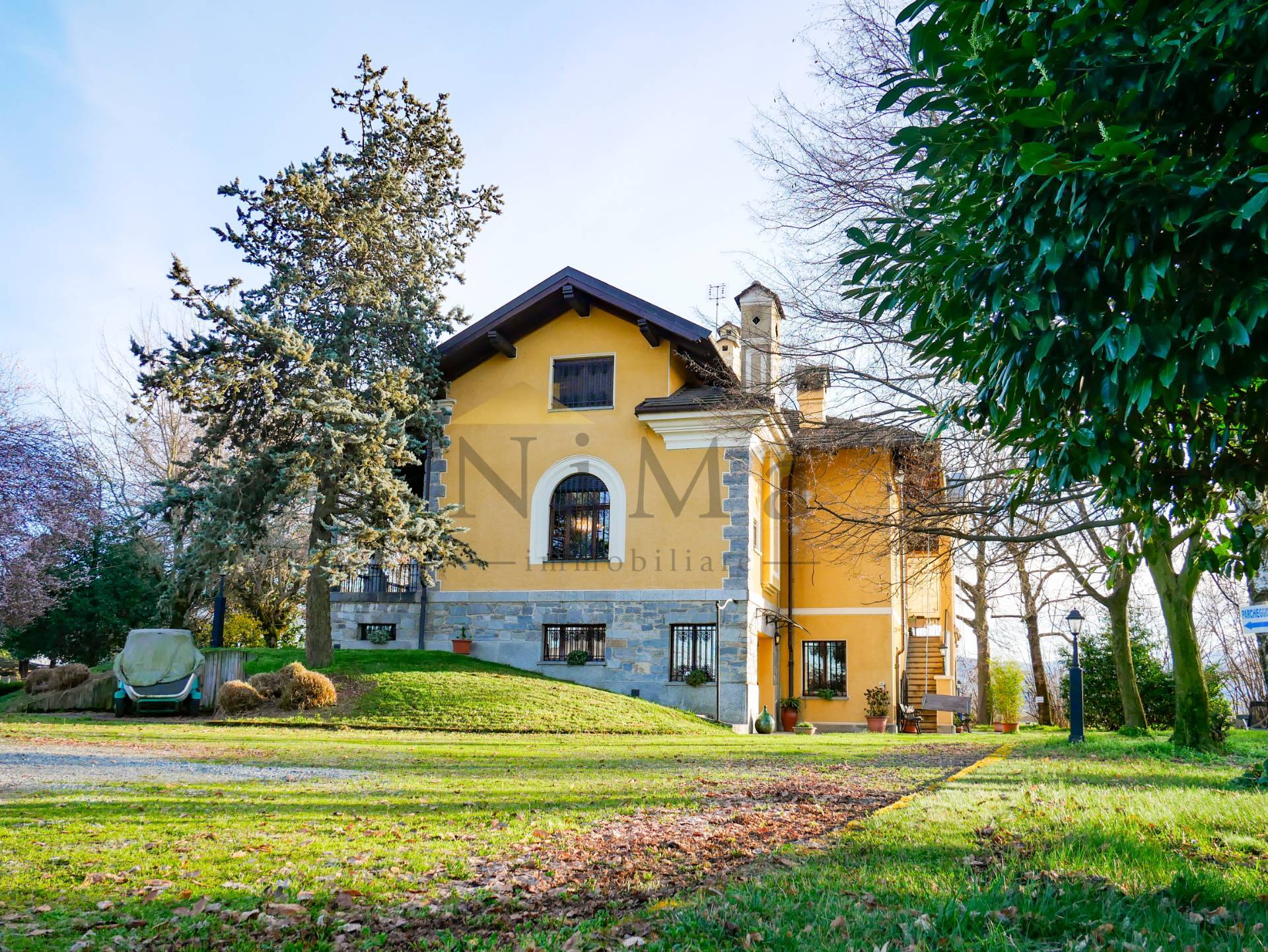 Villa in vendita a Saluzzo (CN)