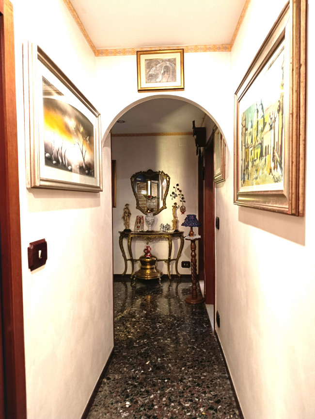 Appartamento in vendita a Savona