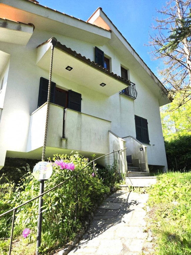 Villa in vendita a Giusvalla