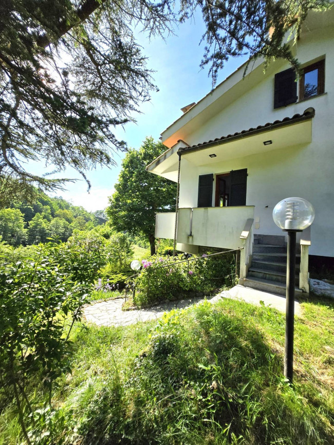 Villa in vendita a Giusvalla