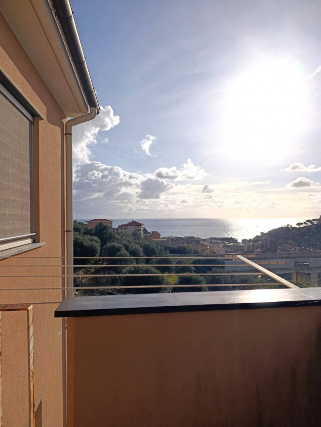 Appartamento in vendita a Celle Ligure