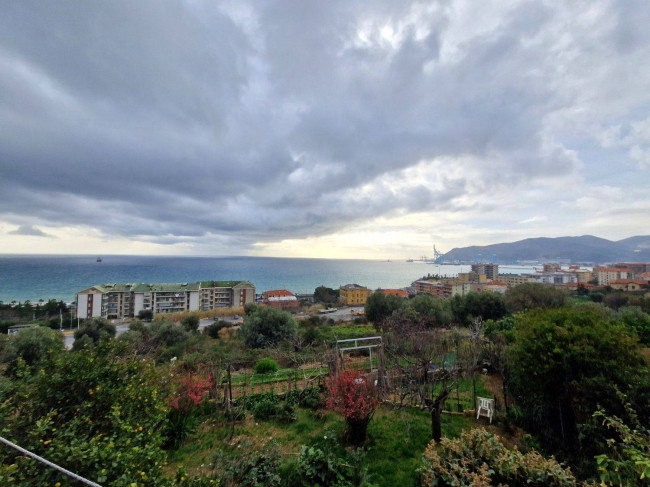 Appartamento in vendita a Savona