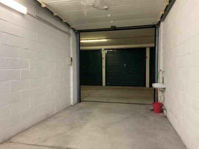 Garage/Box/Posto auto in vendita a Albissola Marina (SV)