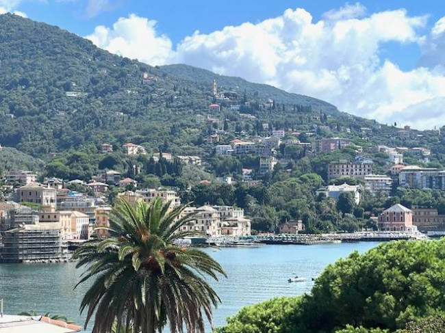 Appartamento in vendita a Rapallo (GE)