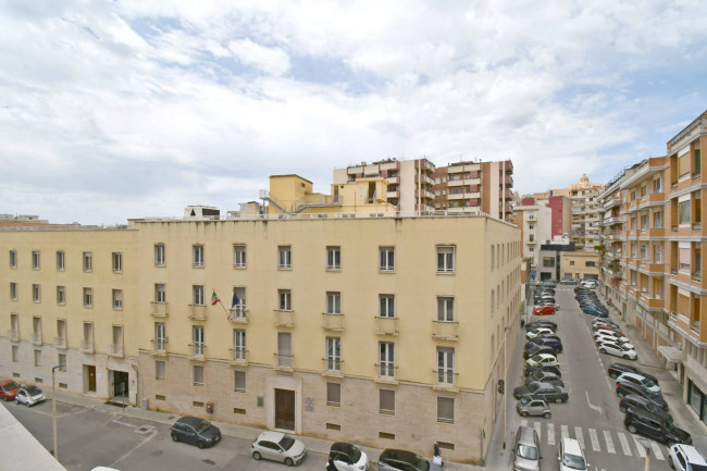 Appartamento in vendita a Cagliari (CA)