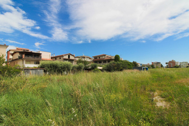 Terreno edificabile in vendita a Alba Adriatica