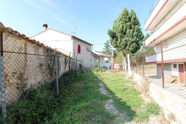 Terreno edificabile in vendita a Nereto