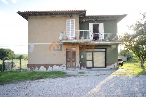 Casa singola in vendita a Perugia