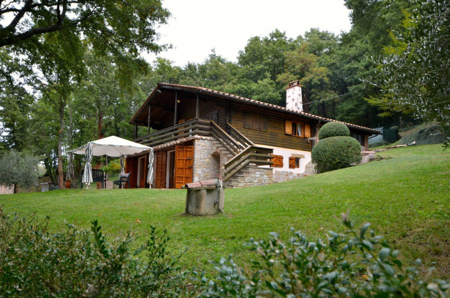 Villa in vendita a Valfabbrica