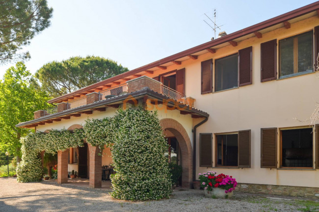 Villa in vendita a Magione