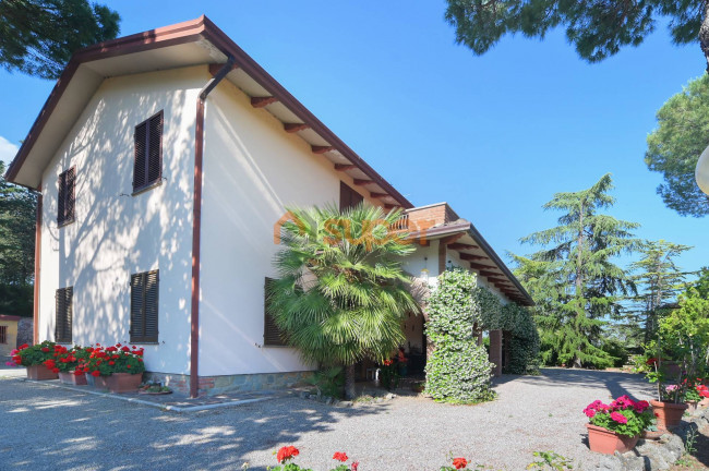 Villa in vendita a Magione