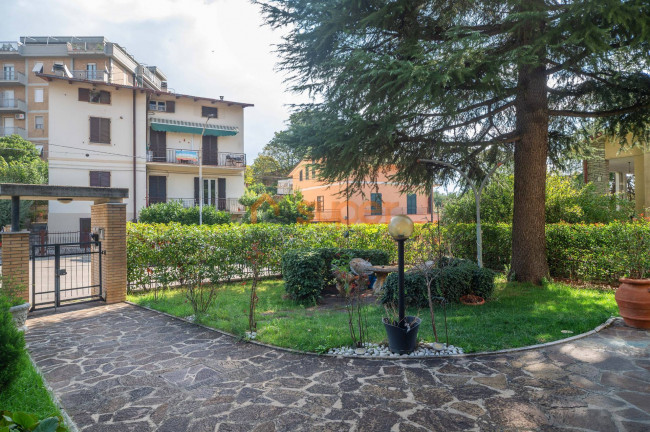 Porzione di Casa in vendita a Perugia