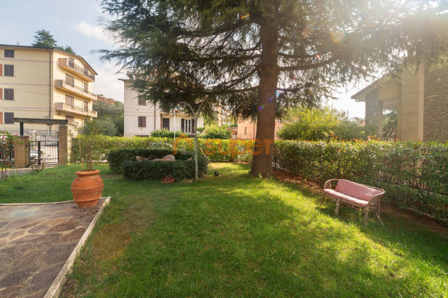 Porzione di Casa in vendita a Perugia