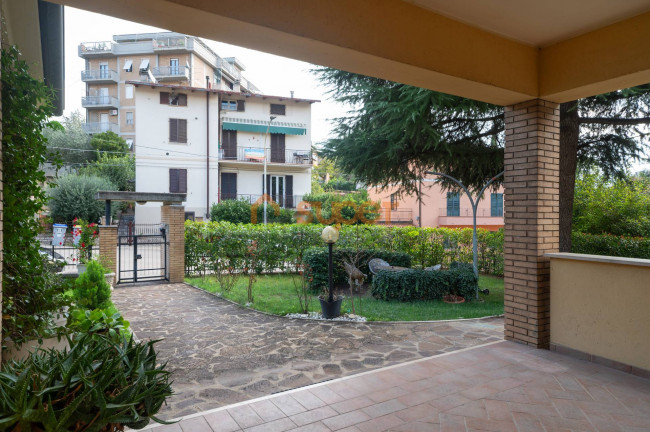 Porzione di Casa in vendita a Perugia