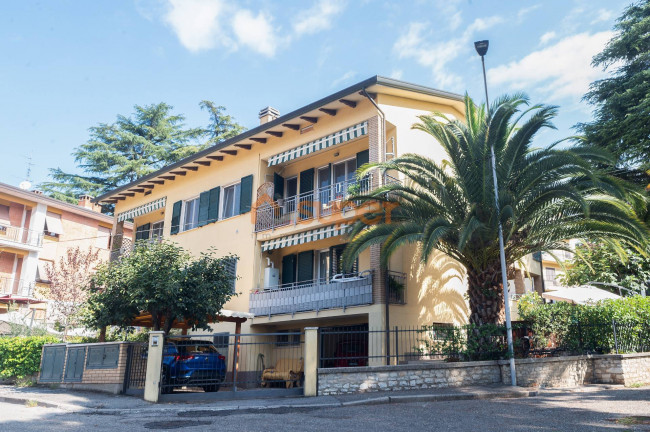 Porzione di Casa in vendita a Perugia