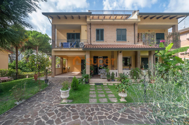 Porzione di Casa in vendita a Perugia