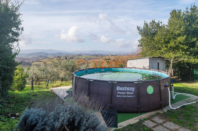 Porzione di Casa in vendita a Castiglione del Lago