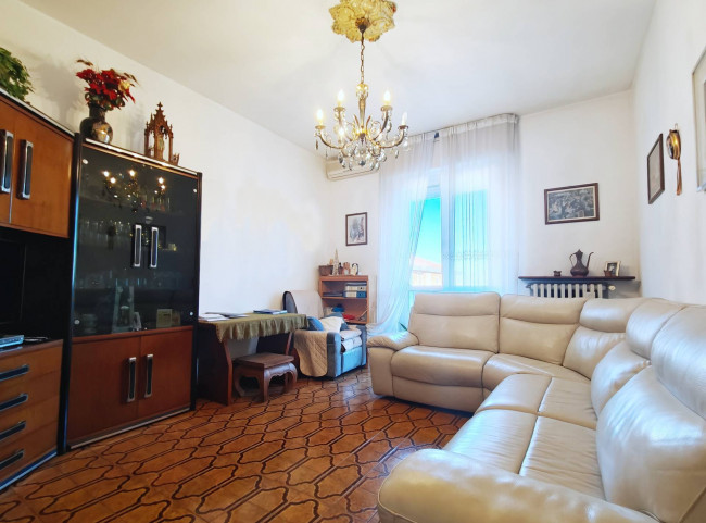 Appartamento in vendita a Opera