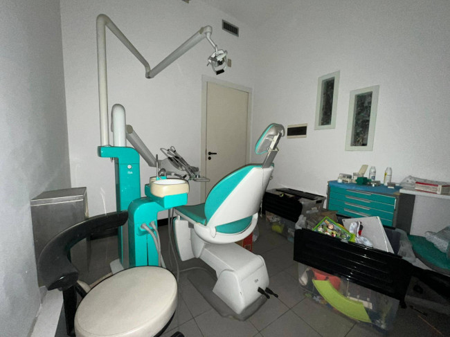 Studio/Ufficio in vendita a Opera