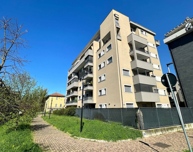 Appartamento in vendita a Rozzano