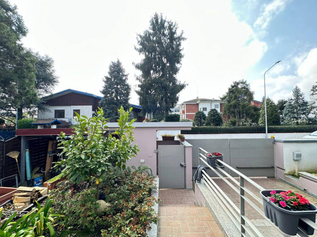 Villa in vendita a Opera