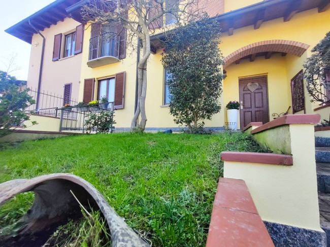 Villette a schiera in vendita a Castiraga Vidardo