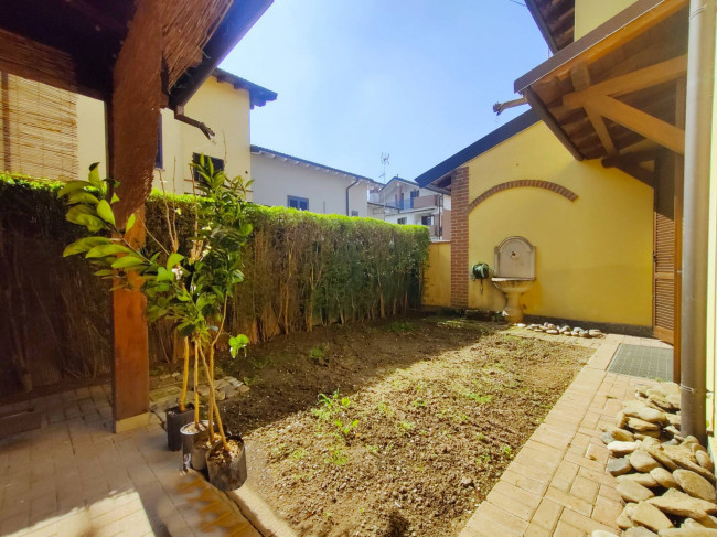 Villette a schiera in vendita a Castiraga Vidardo