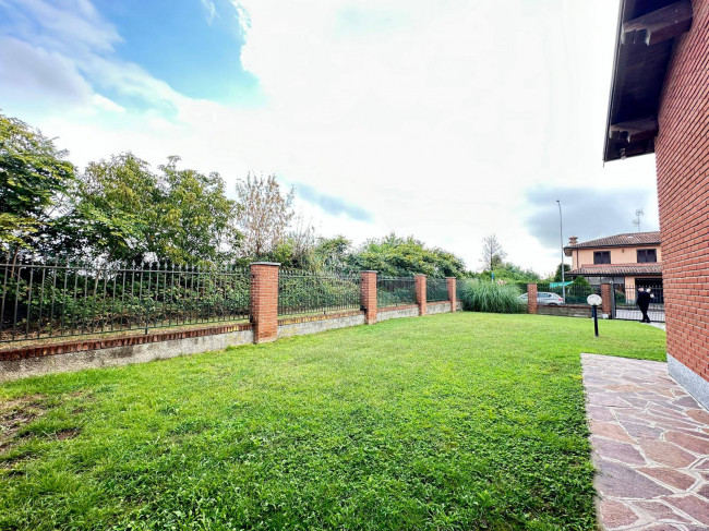 Villa in vendita a Roncaro