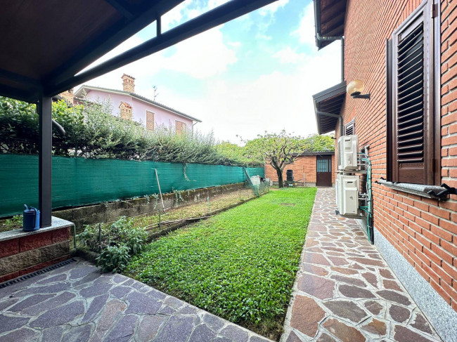 Villa in vendita a Roncaro