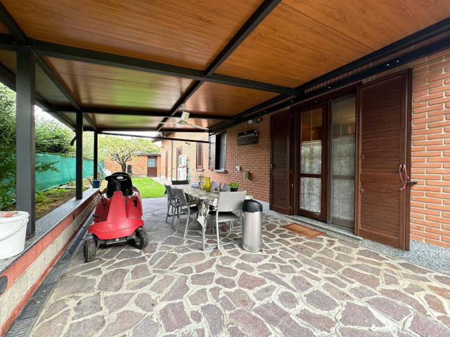 Villa in vendita a Roncaro