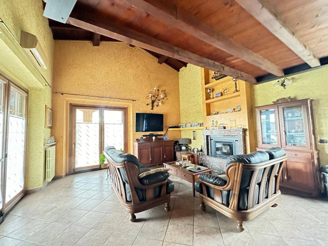 Villa in vendita a Roncaro