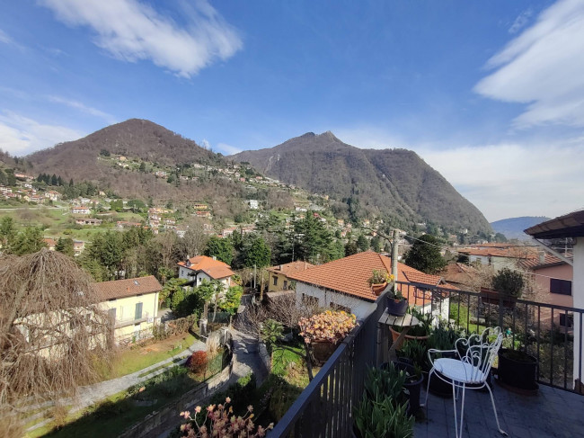 Casa singola in vendita a Laveno-Mombello